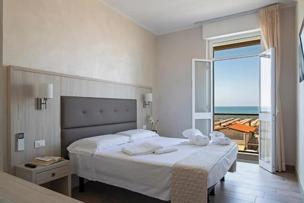 Standard Double room with balcony and with water view (full double bed)