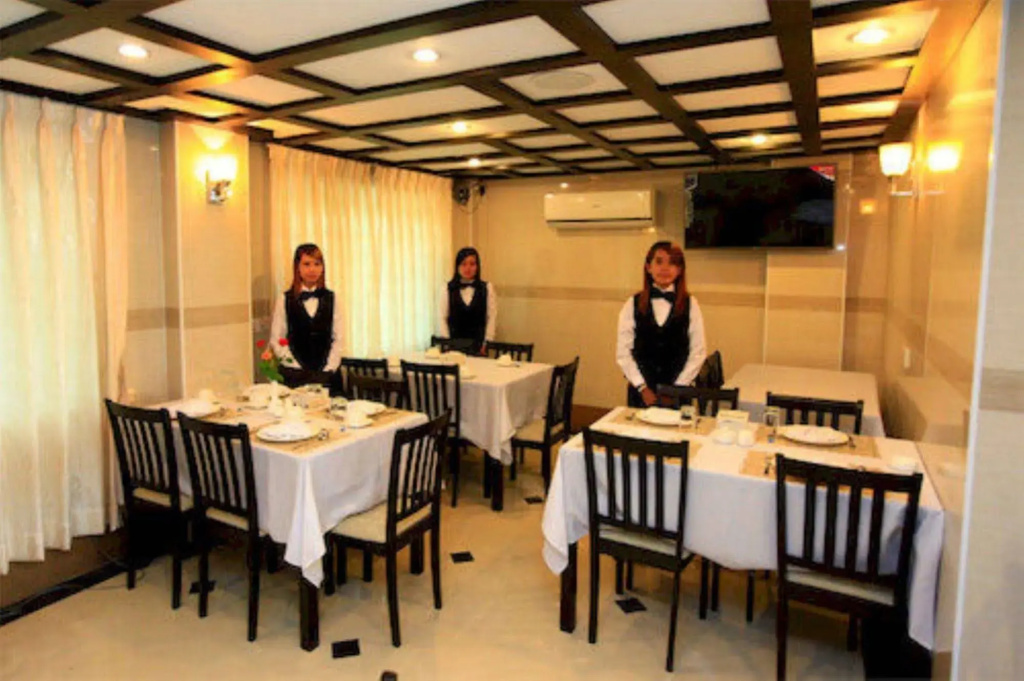 Hotel photo 12