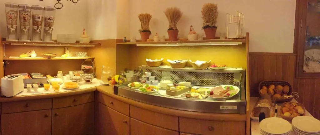 Hotel photo 11