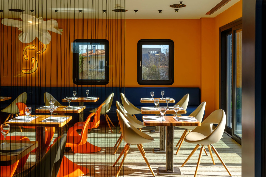 Essence Hotel - фото 26