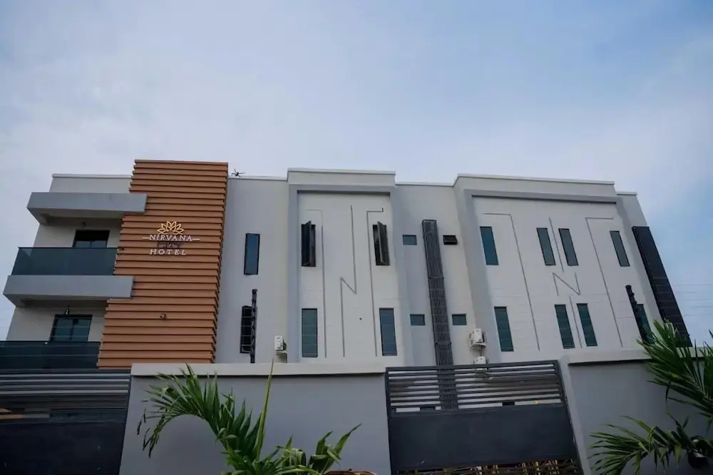 Nirvana City Hotel