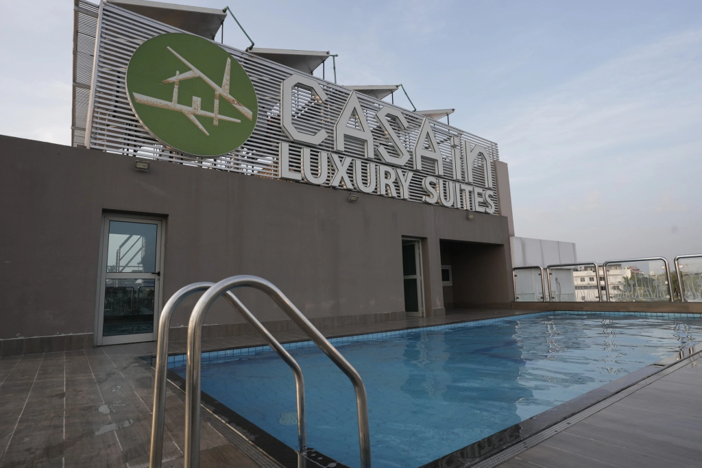 Casa Luxury Suites Inn