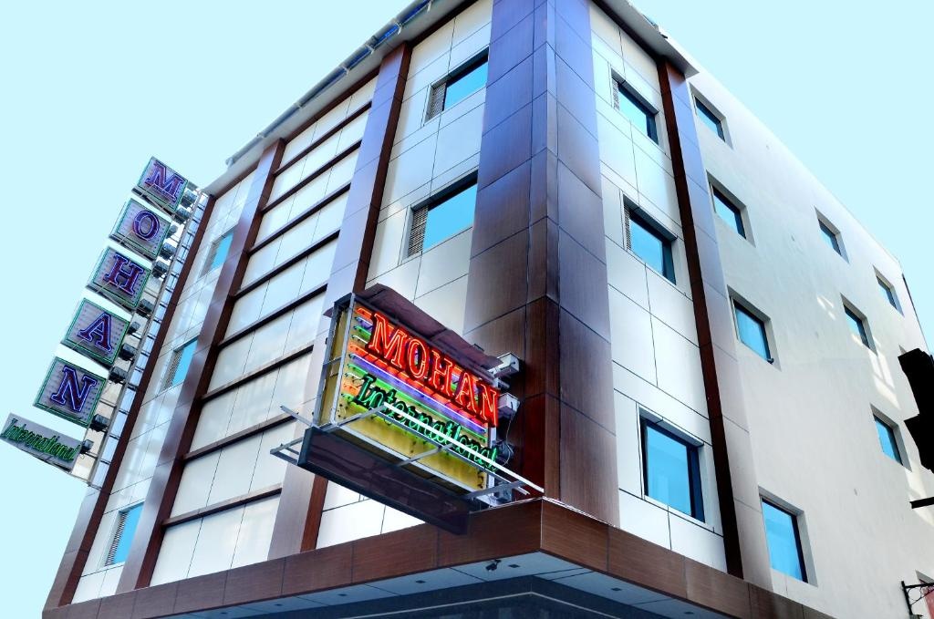 FabHotel Station 3