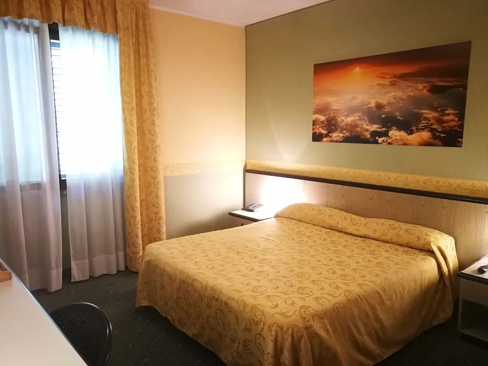 Hotel Lo Scoiattolo - Chambres