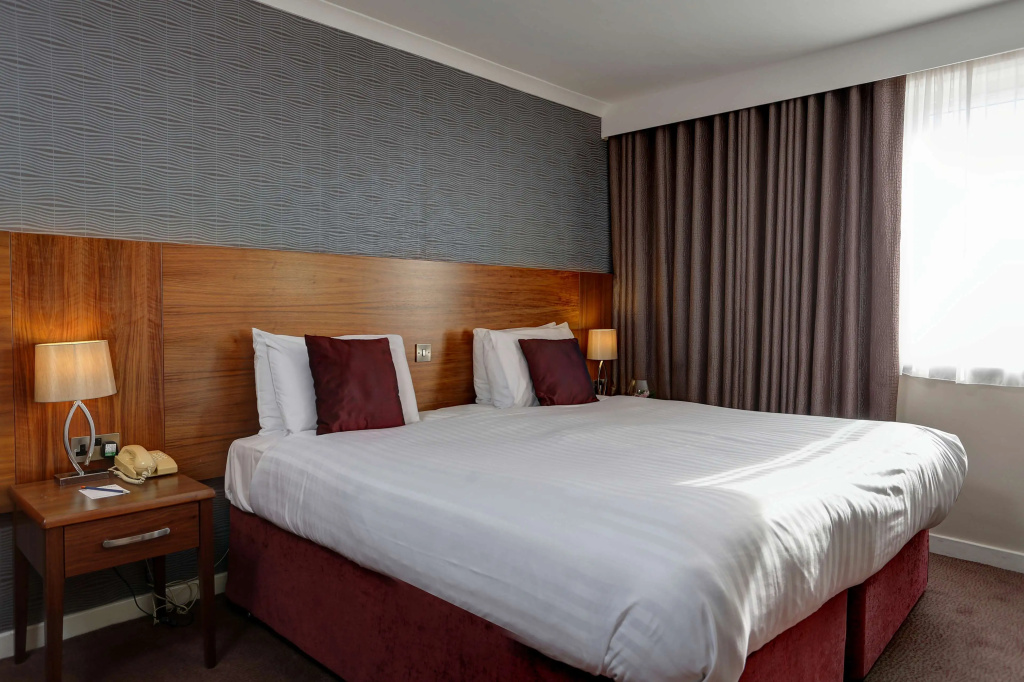 Best Western Kings Manor Hotel - Général