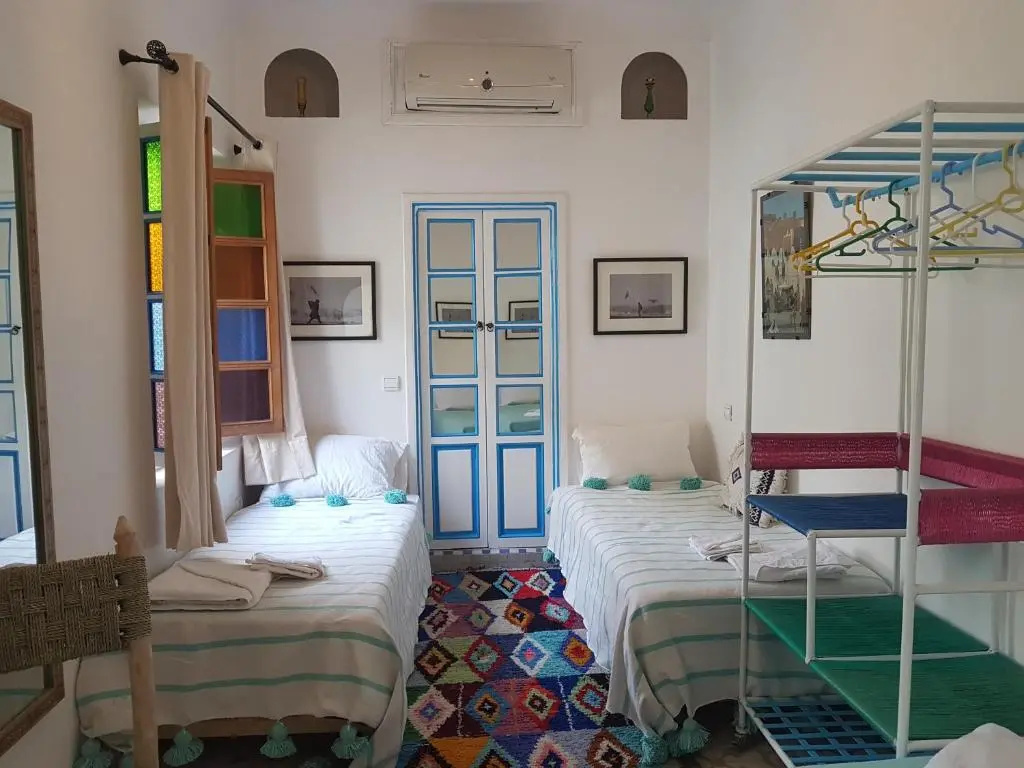 Standard Triple room with garden view