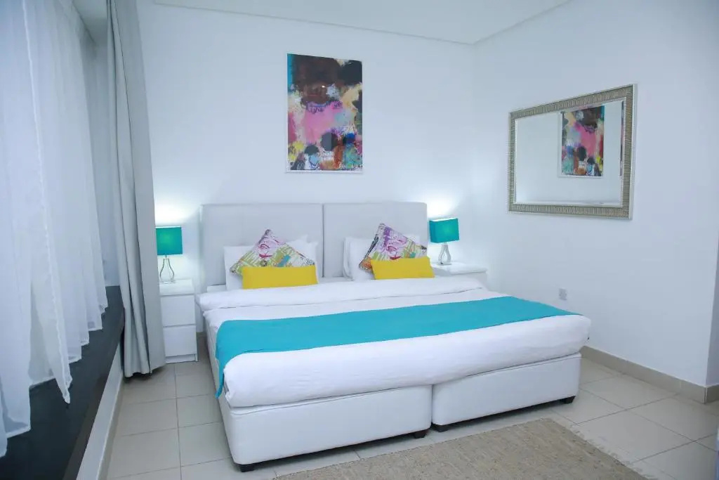Deluxe Double room (full double bed)