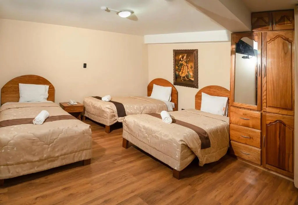 Standard Triple room