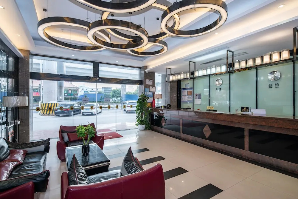 Baiyun Airport Grand Hyaat Airport Hotel - 24-hour Free Shuttle Bus — фото
