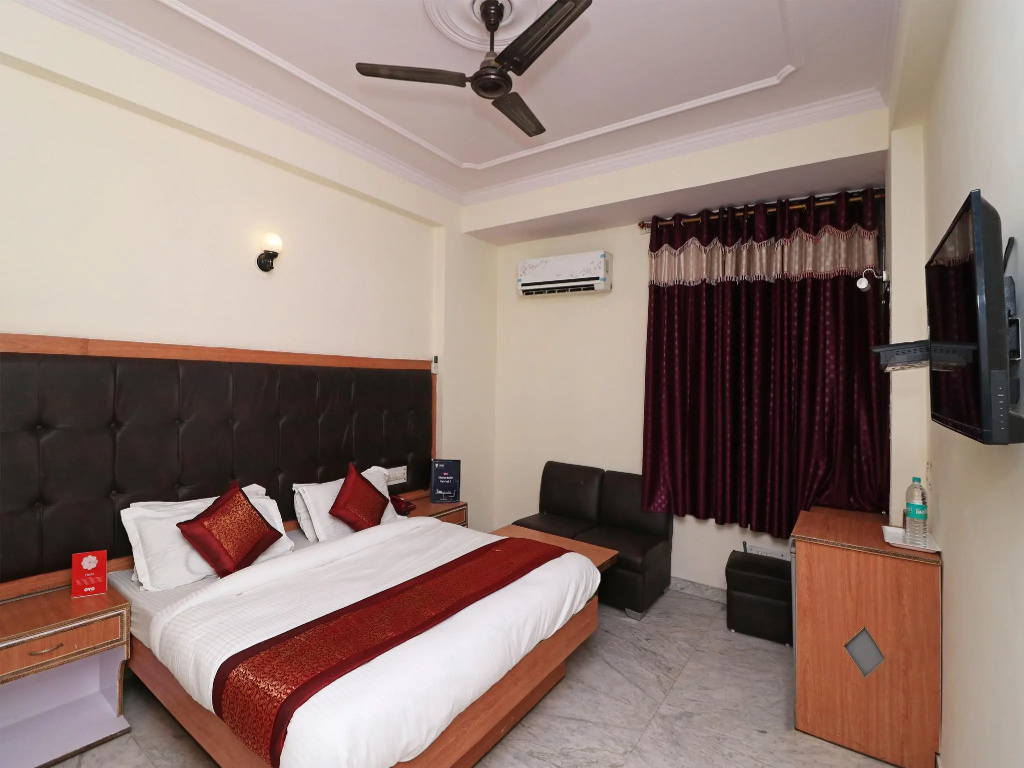 OYO 12419 Hotel Silver Shine - Chambres