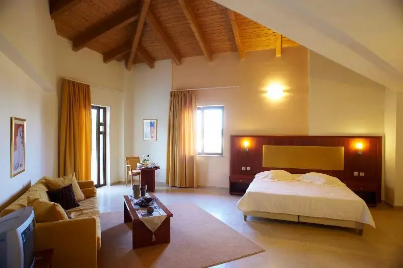 Superior Double room (full double bed)