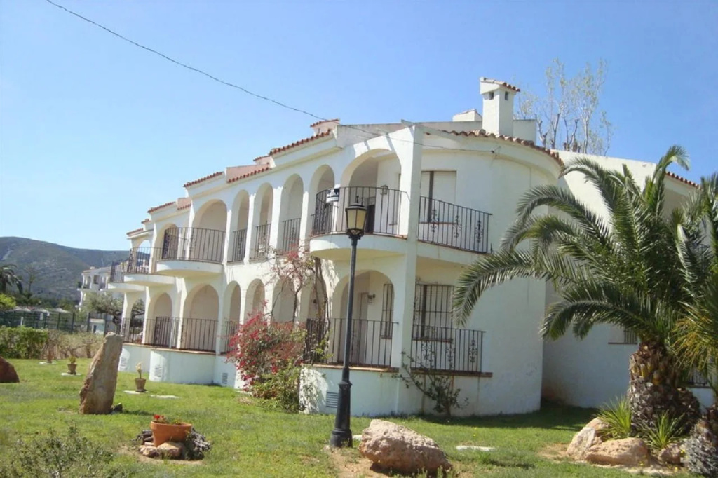 Finca Del Moro