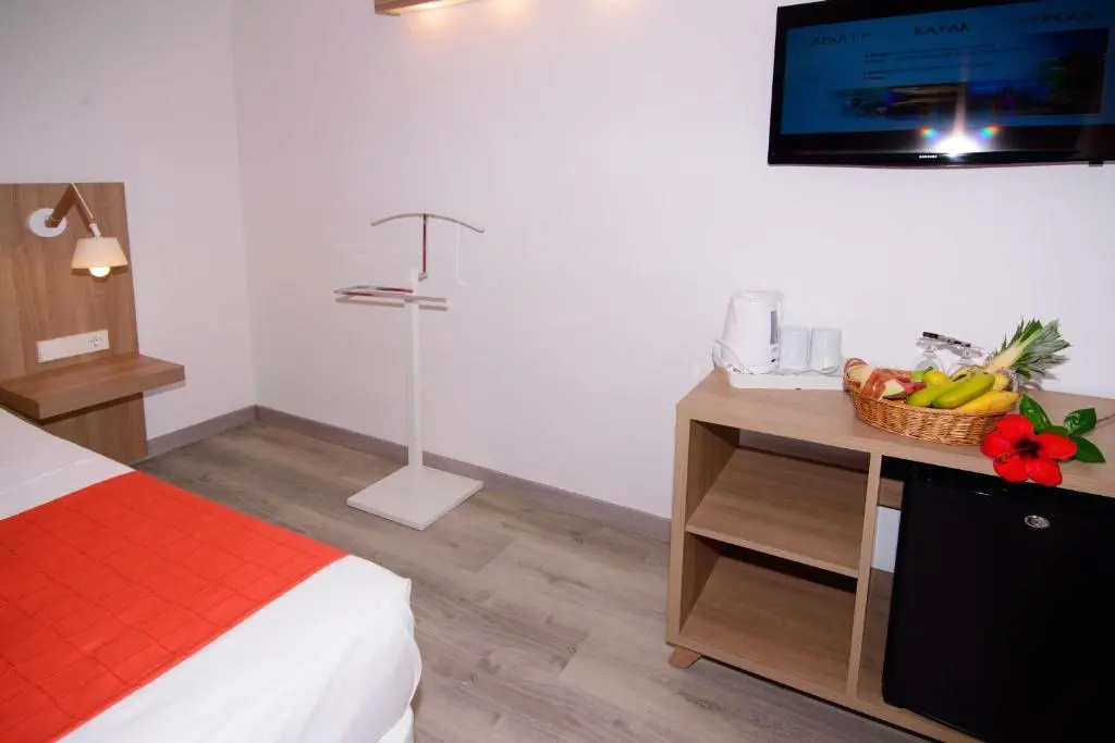 Cala Llenya Resort Ibiza - Hotel - Chambres