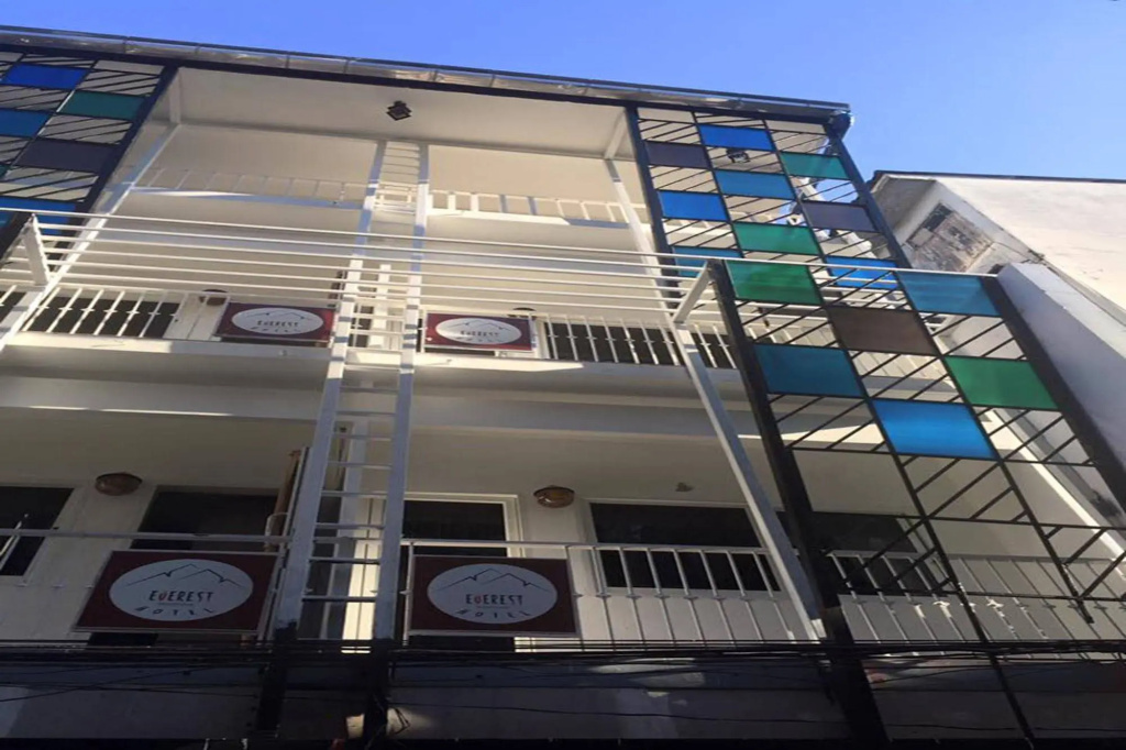 Everest Boutique Hotel