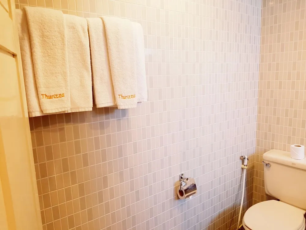 Thurizza Hotel - Chambres