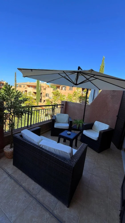 Aphrodite Gardens Modern Apartment