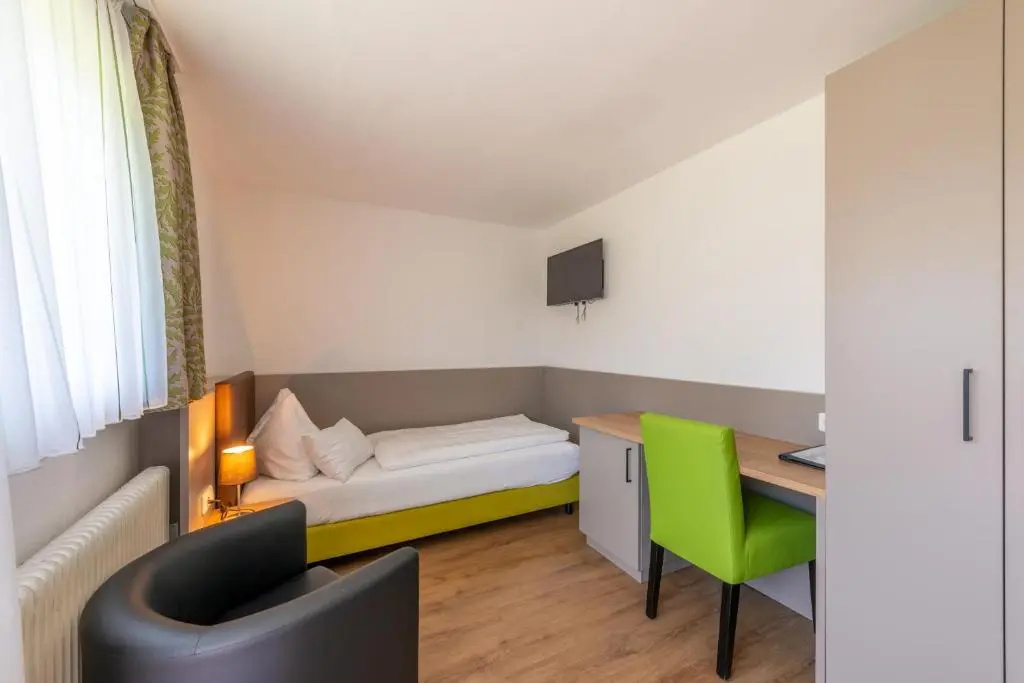 Ahamer Pension - Chambres