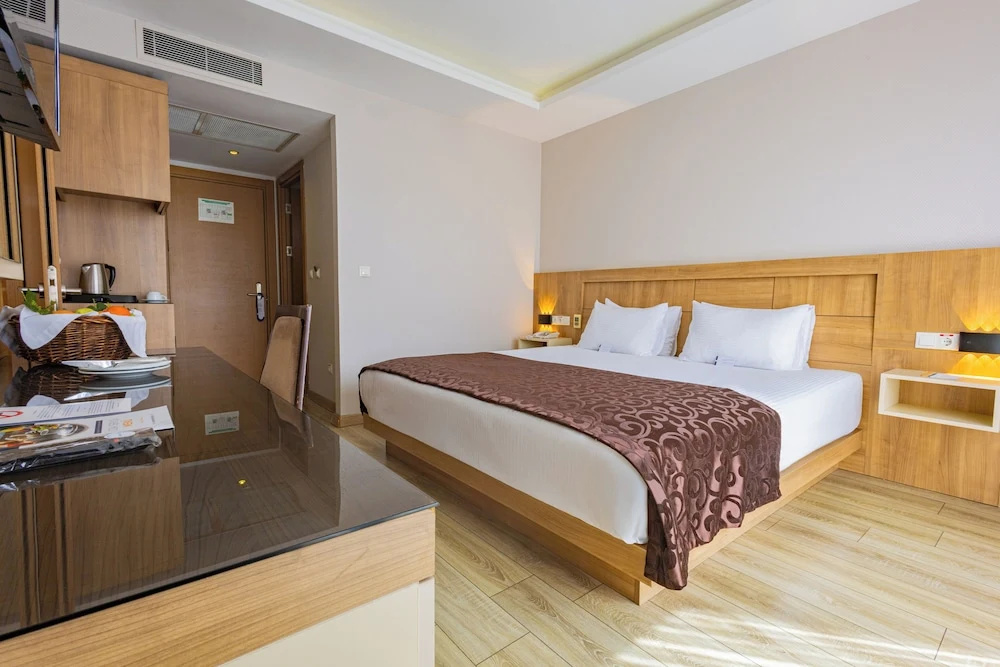 1 Bedroom Standard Double room (full double bed)
