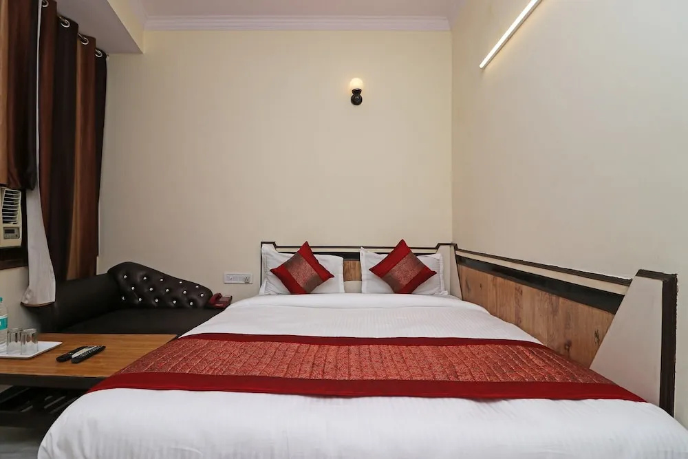 OYO 12419 Hotel Silver Shine - Chambres
