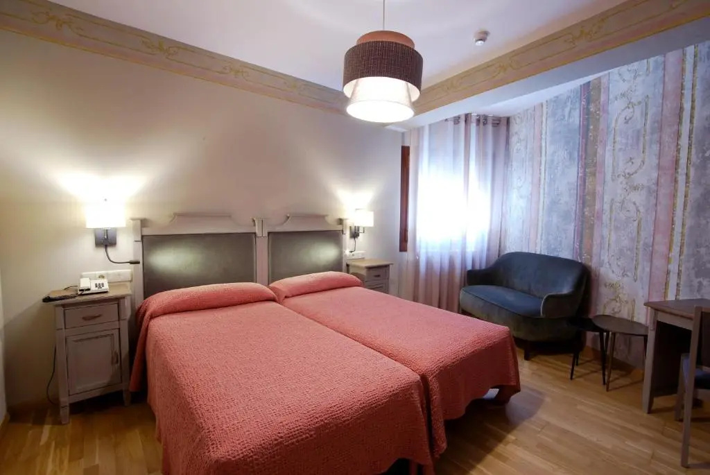 Economy room