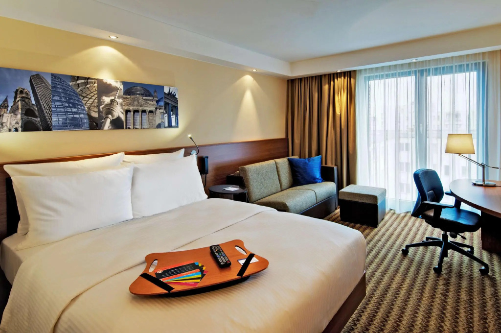 Hampton by Hilton Berlin City West - Chambres