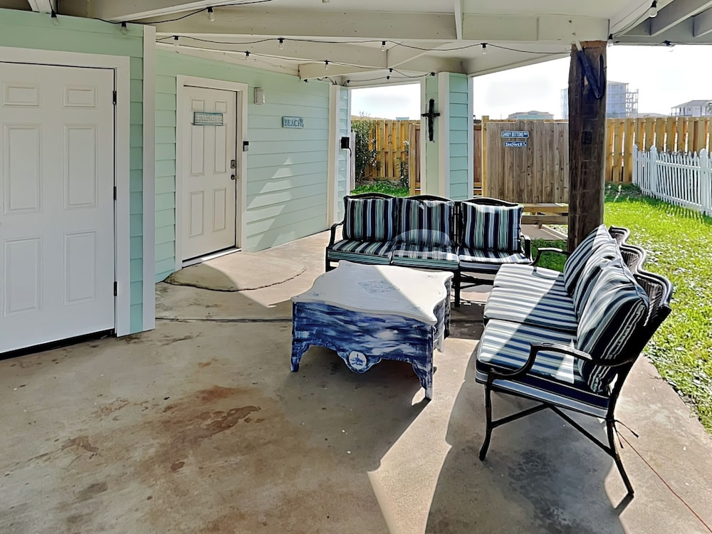 Sunday Villas Sunday Funday by Silver Sands Vacation Rentals