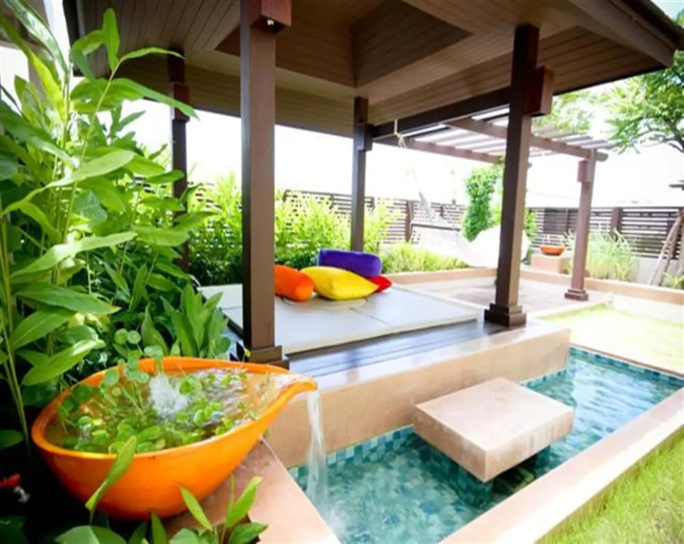 Люкс с балконом в Tara Mantra Cha Am Resort