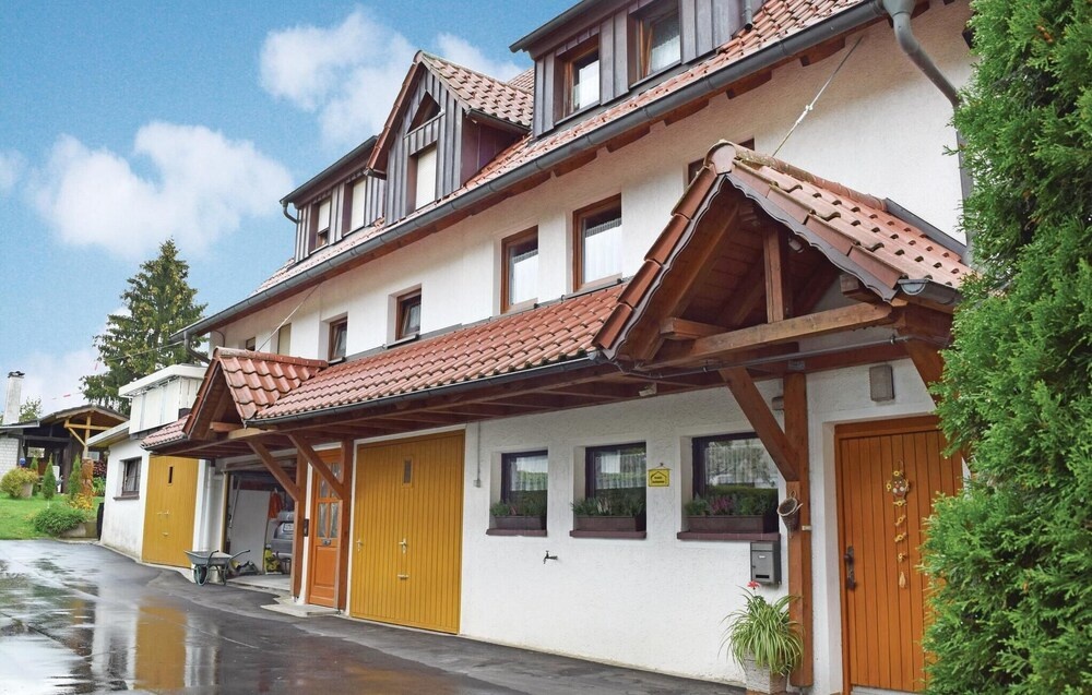 Amazing Home in Alpirsbach/römlinsdorf With 2 Bedrooms