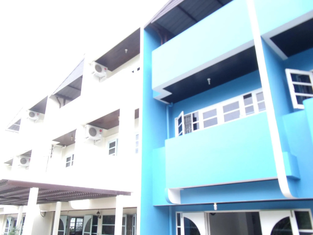 Albatross Guesthouse Thungwualaen Beach