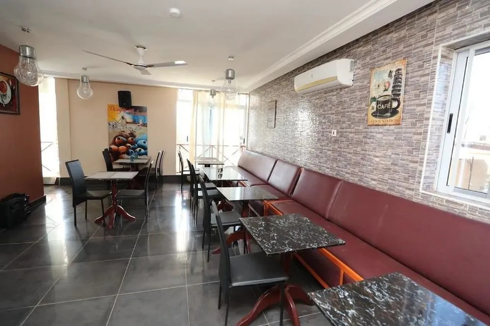 Hotel photo 8