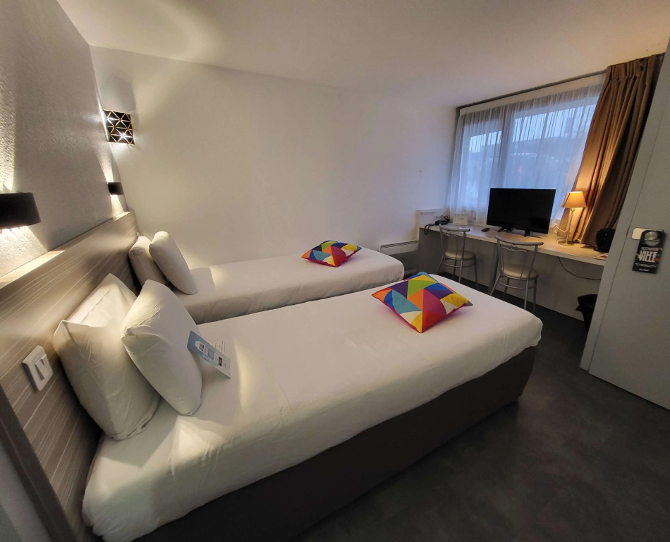 KYRIAD BELLEGARDE - Genève - Chambres