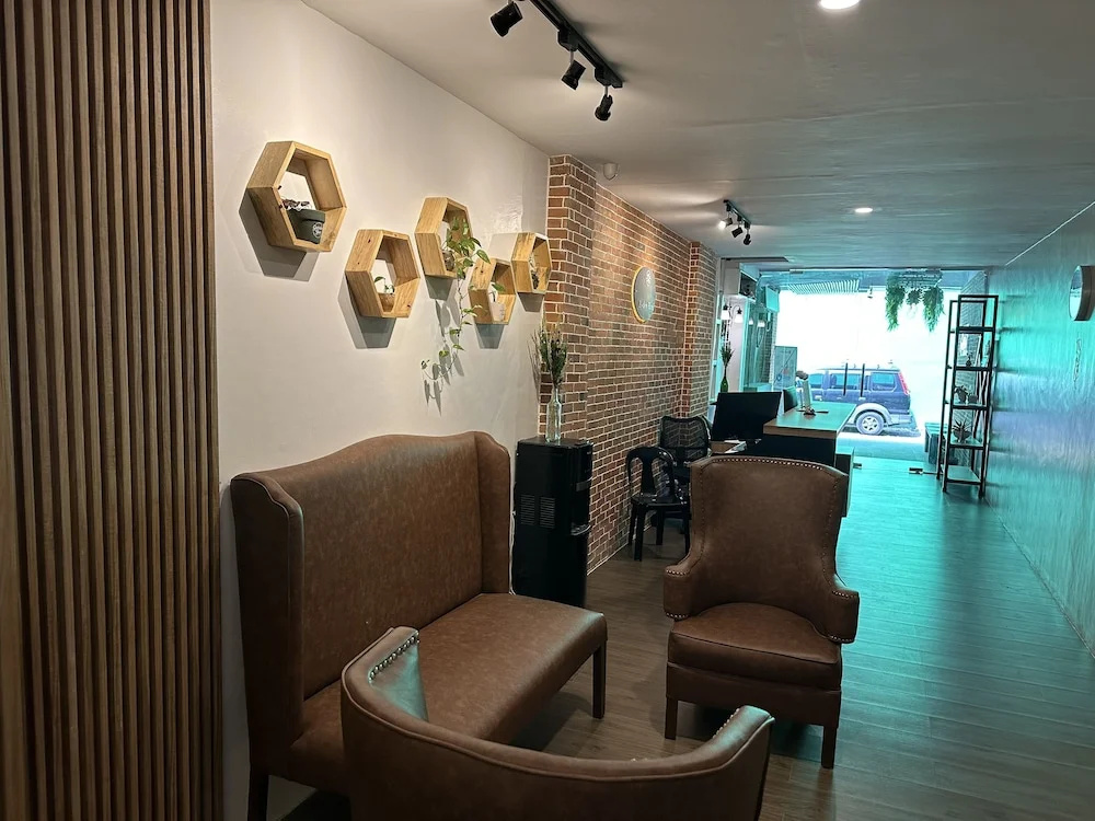 Aden Hotel