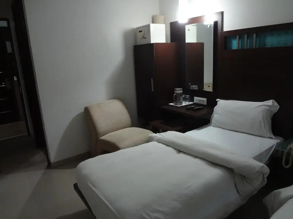 Sapphire Regency Hotel - фото 4