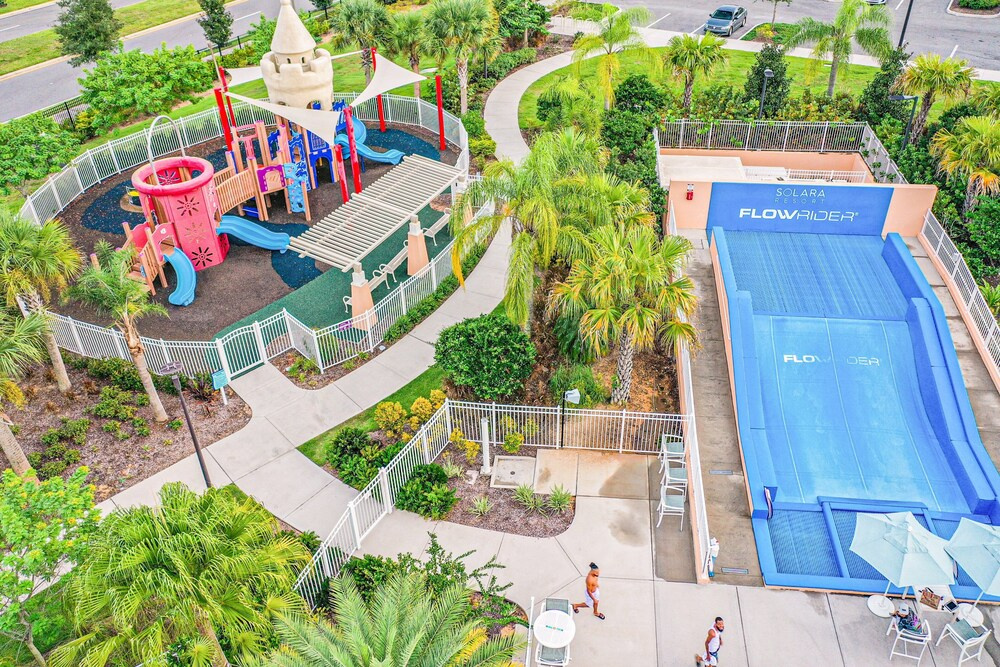 Resort Home With Private Pool, Patio, Foosball & 2 Living Areas - Near Disney