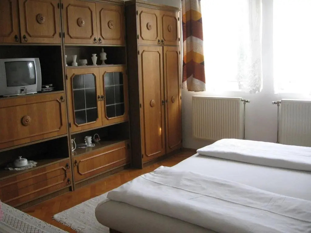 Pension Óvári - Chambres