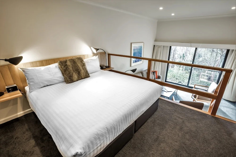 Premier Double Duplex room with balcony (full double bed)