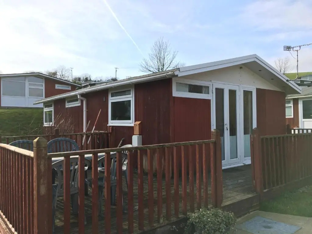3 Bedrooms Chalet