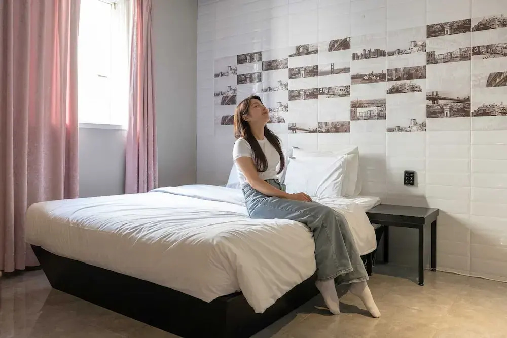 Standard Double room (full double bed)