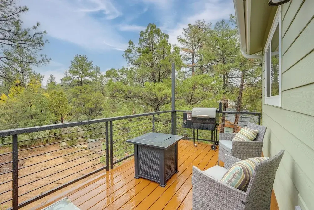 Cozy Woodland Retreat in the Pines, Near Prescott!