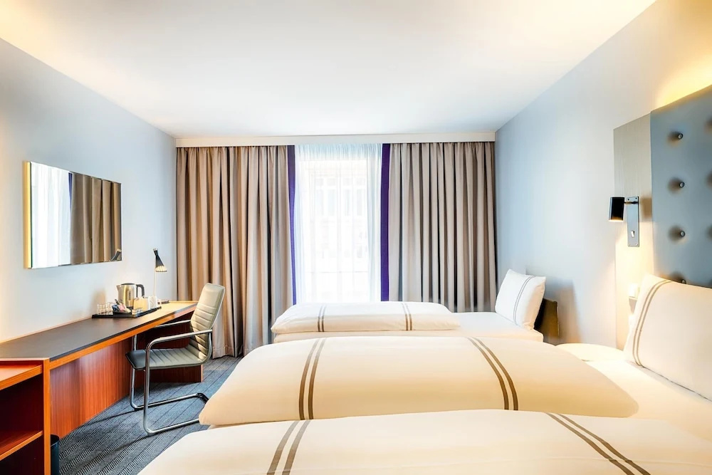 Premier Inn Frankfurt City Europaviertel Hotel - Chambres