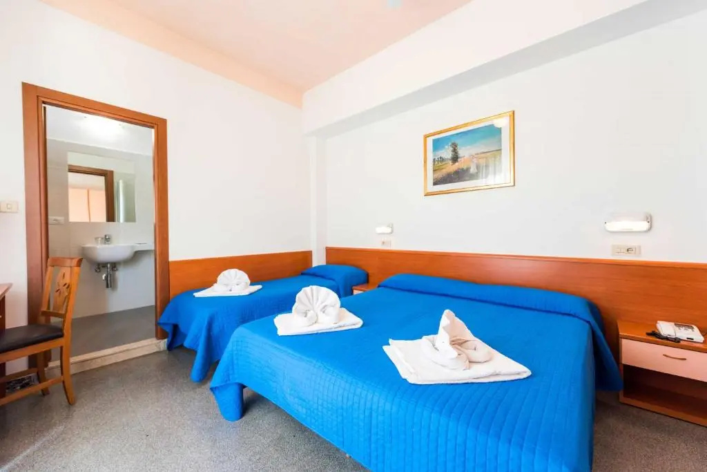 Hotel Pacific - Chambres