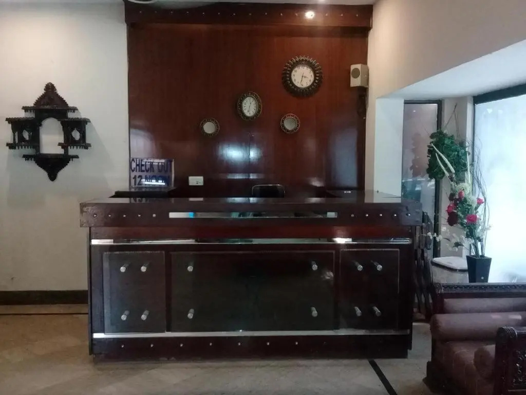 Hotel Zea Care