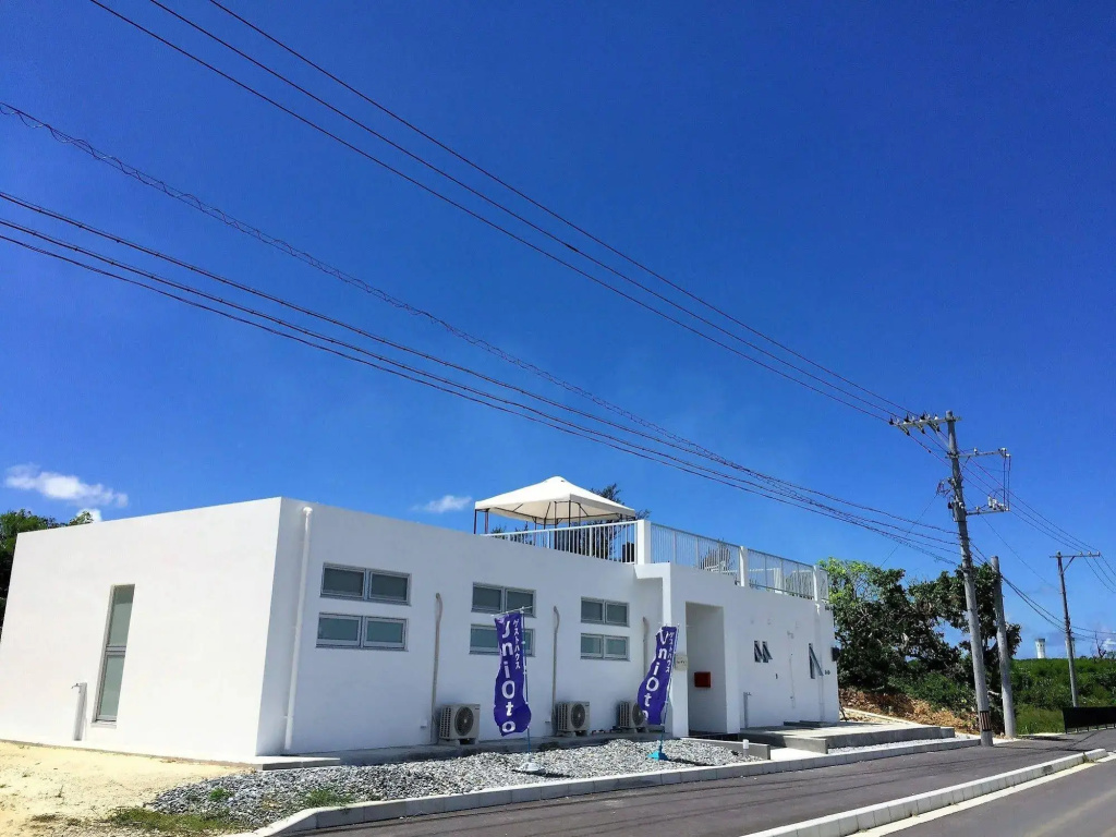 Guesthouse UmiOto Miyakojima