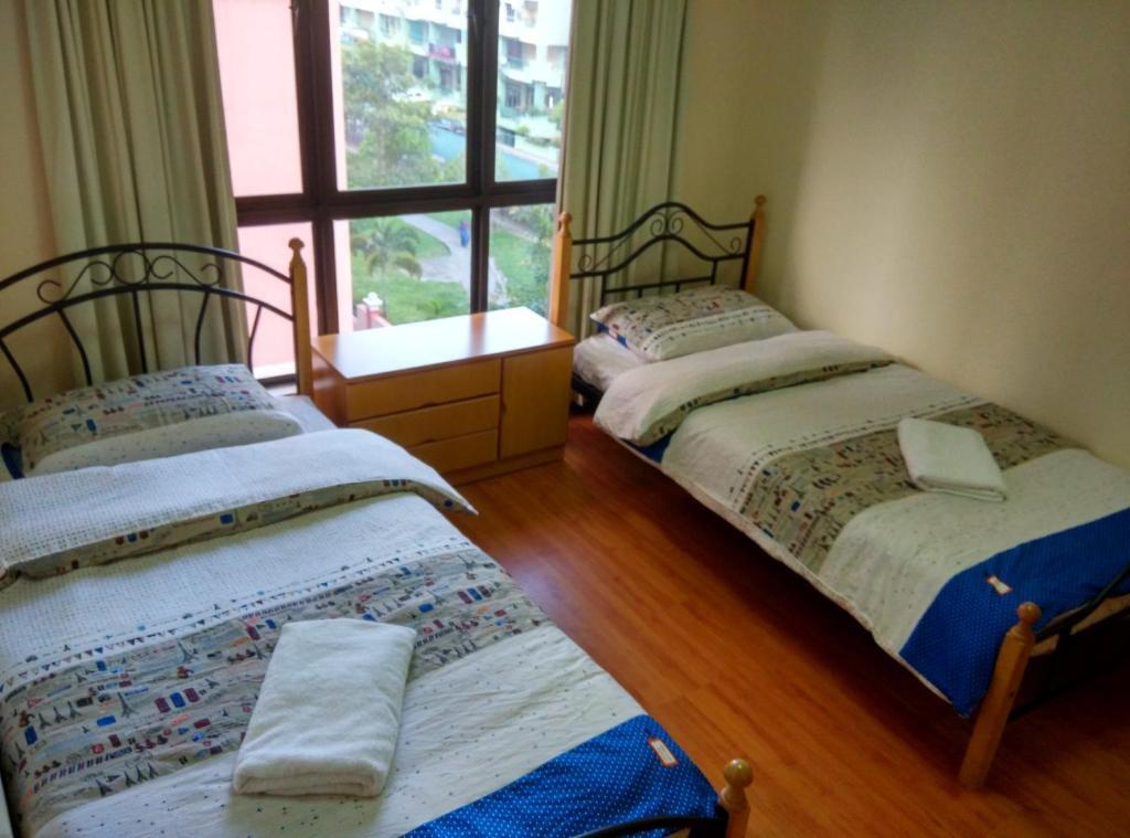 Nana Marina Court