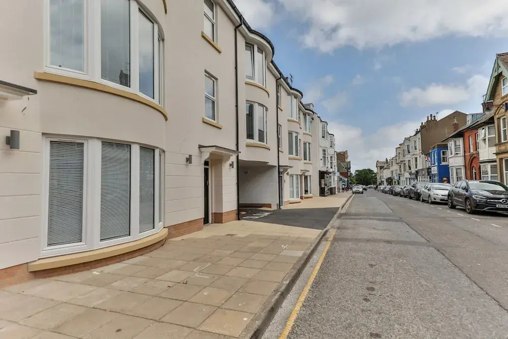 Apartment in Seaside Town of Filey, No Deposit