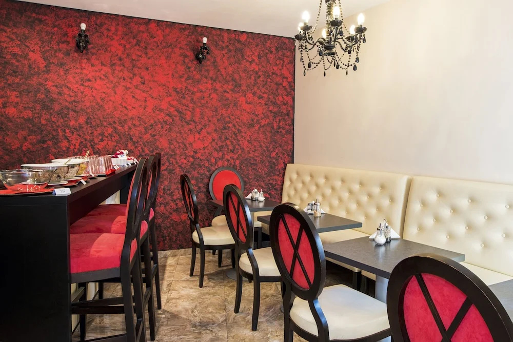 Garni Hotel VIRGO - Général