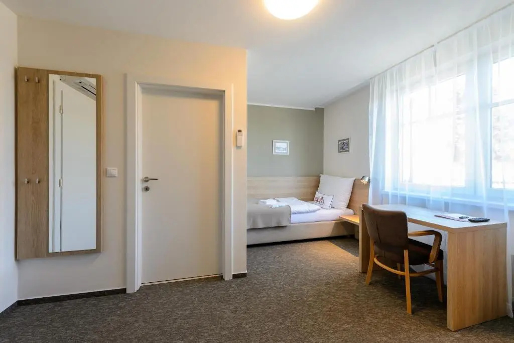 Standard Double room (full double bed)