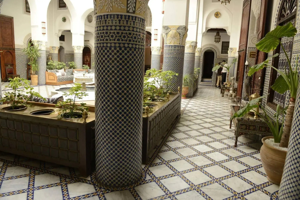 Riad El Yacout - Général