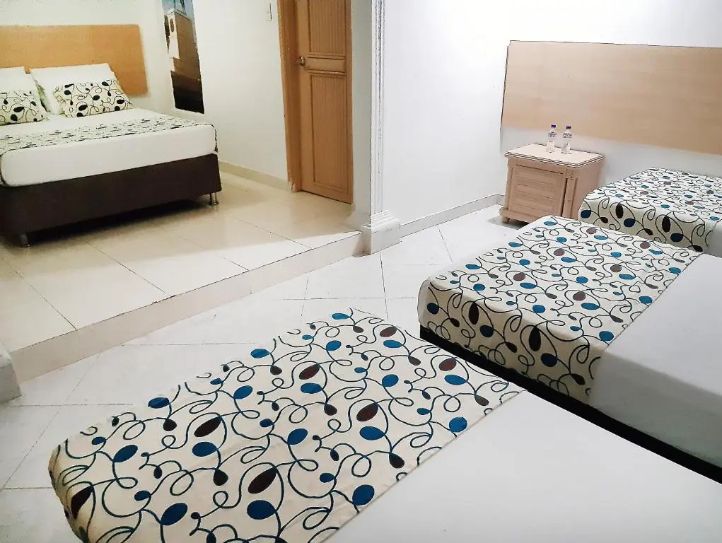 Hotel Plaza 43 - Chambres