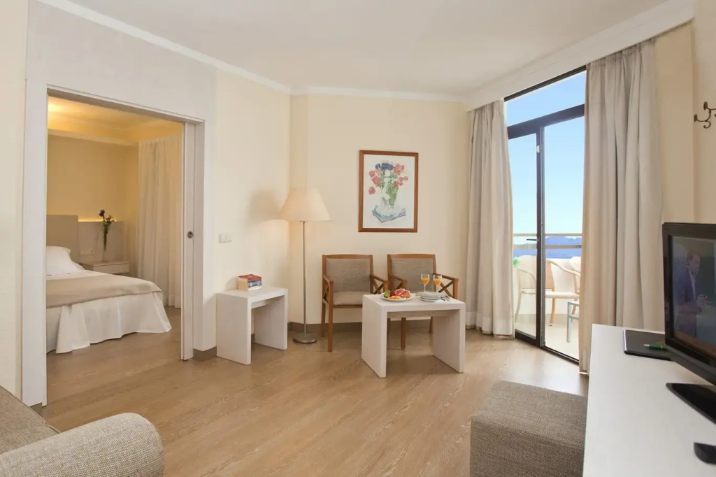 Superior Junior Suite